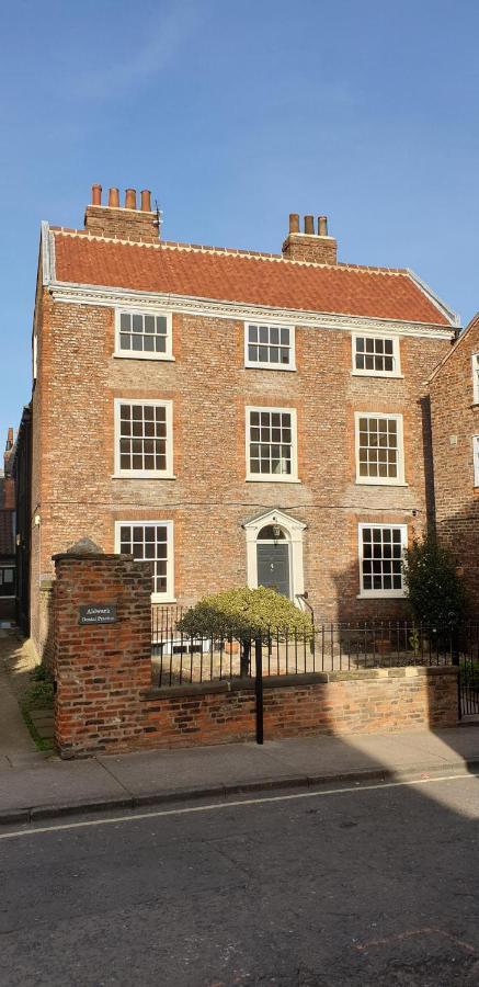 14 St Saviours Place, York Kültér fotó
